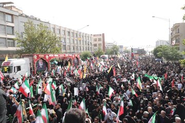 کدام وزرا در مراسم تشییع شهدای اقتدار حضور داشتند؟ / رئیس سازمان حفاظت محیط زیست و رفیع زاده هم آمدهبودند