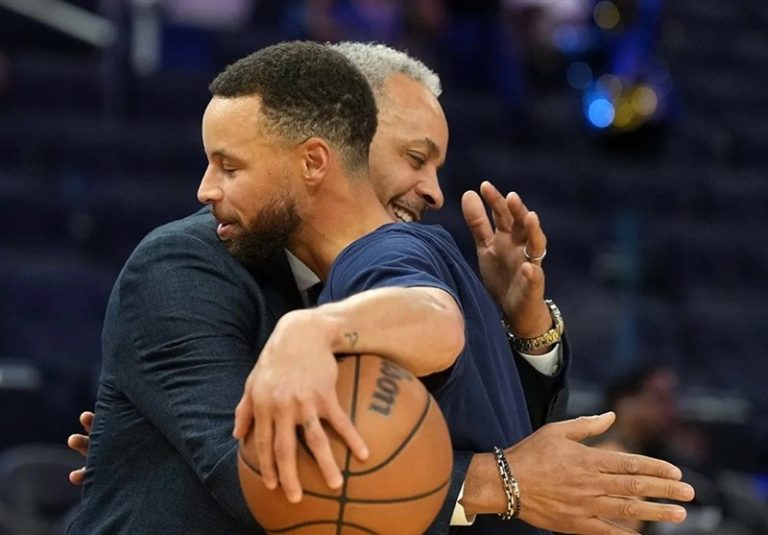 کری تا ۴۰ سالگی در NBA بازی میکند