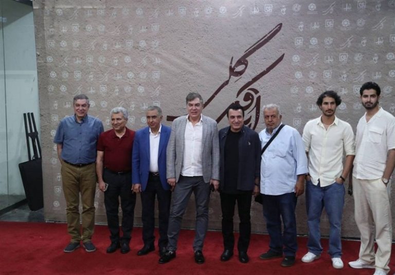 آیین افتتاحیه اکران فیلم سینمایی «اتاقک گلی» برگزار شد
