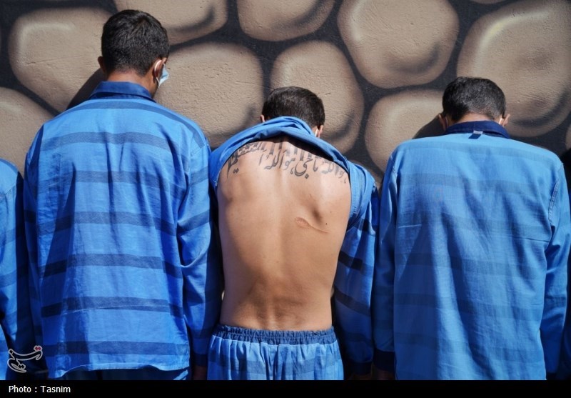 ادامه اجرای طرح برخورد با اراذل و اوباش در تهران/ دستگیری سه شرور در جنتآباد