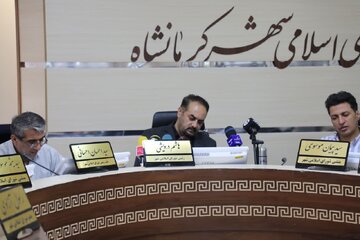 اعضای شورای شهر کرمانشاه برای انتخاب شهردار تعجیل نکنند