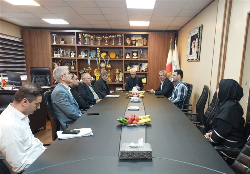 انتخاب ایرج عرب به عنوان سرپرست فدراسیون بدنسازی و پرورش اندام