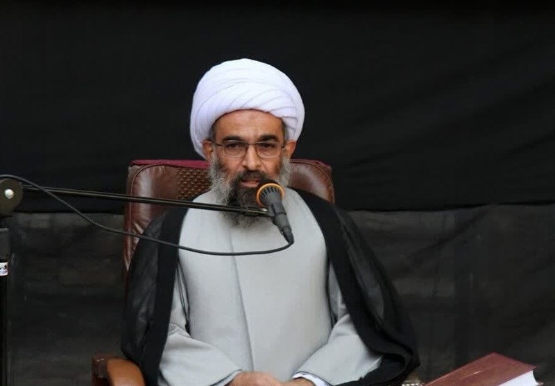 اهانت به رهبر انقلاب نشانه بیمنطقی و ضعف دشمنان است
