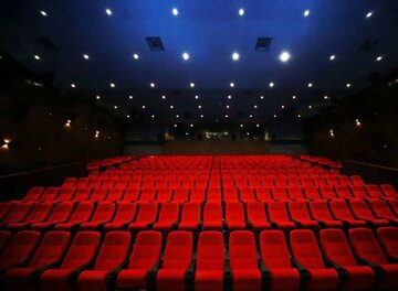 اوجگیری فروش سینما در میانه تابستان/ «پیرپسر» و «صددام» در صدر گیشه