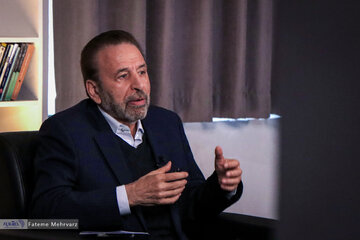 اگر ایران پای میز مذاکره نمی رفت چه می شد؟/ واعظی: جنگ های بزرگ در میز مذاکره به پایان رسیده اند