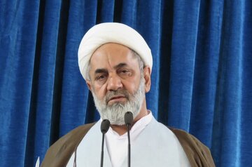 ایران مقتدرانه در مقابل آمریکا ایستاد 