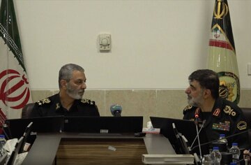 تجلیل از اقدامات هوشمندانه و مقتدرانه پلیس/نقش راهبردی فراجا در تأمین امنیت ملی