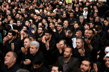 تصویری از همنشینی روسای فعلی و اسبق صدا و سیما در مراسم بیت رهبری/ جانشین قرارگاه ثارالله سپاه در کنار ضرغامی