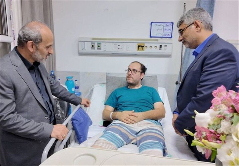 جبلی به عیادت جانبازان حمله رژیم صهیونیستی به صدا و سیما رفت