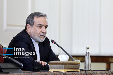 جلوگیری صدا و سیما از پخش گفتوگوی عراقچی