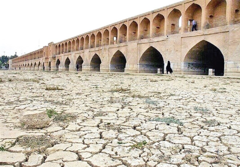 خشکسالی فعلی نتیجه گسترش بیقاعده شهرنشینی و صنعتیسازی است