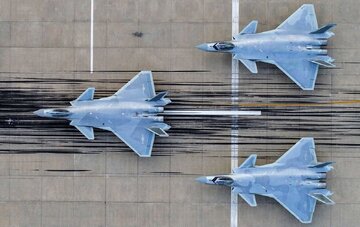 خط و نشان کشیدن اژدهای چینی برای «اف ۲۲»