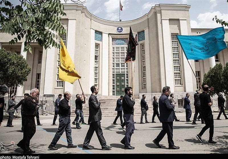 دسته عزاداران دانشگاه تهران صحنهی تجدید پیمان با رهبر انقلاب شد