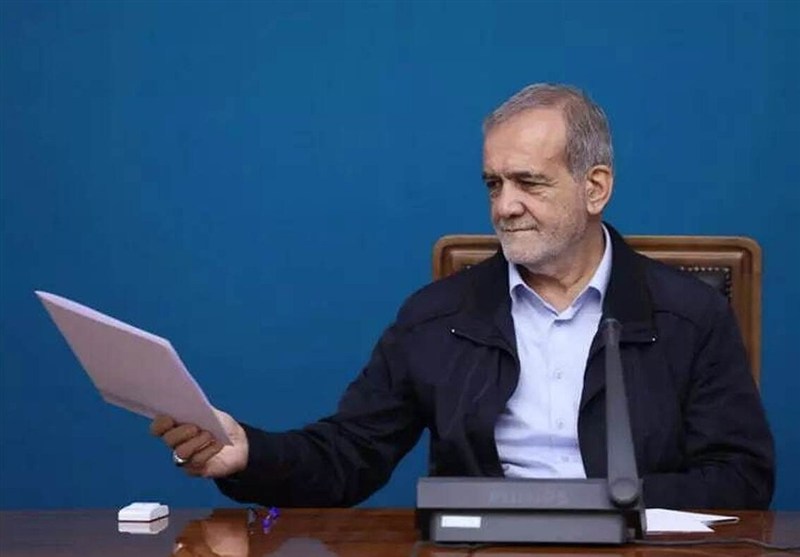 دستور پزشکیان برای شنیدهشدن نظرات درباره لایحه فضای مجازی