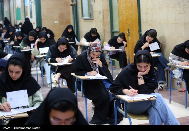دستگیری ۷۰ متقلب فروش سوالات کنکور