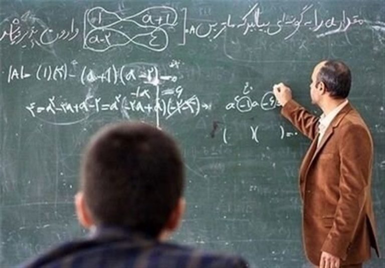 راهکار جبران کمبود معلم| بازگشت ۴۰ درصد بازنشستگان و ورود ۲۹ هزار معلم جدید به مدارس