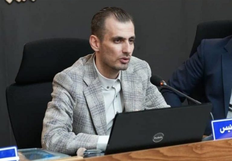 رحمتی: ویزای جهانی لیورپول نیاید در یک تورنمنت شرکت میکنیم/ پوستاندازی هزینه دارد