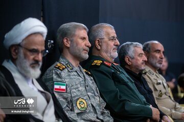 عکسهایی از مراسم چهلم شهید سردار باقری/ خوش و بش عزیز جعفری و قاآنی/ سردار نجات، حسین علایی و زاکانی در کنار یکدیگر