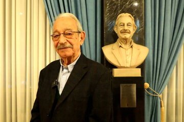 عیادت مدیرعامل بنیاد رودکی از حسن ریاحی / آخرین وضعیت جسمانی آهنگساز سرود ملی