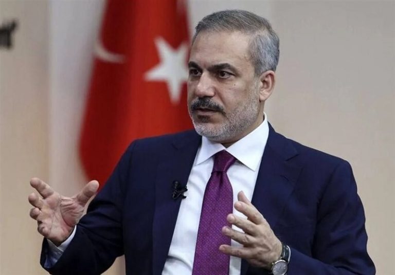 فیدان: ایران را در جریان موضع آمریکا درباره مذاکرات هستهای قرار دادیم