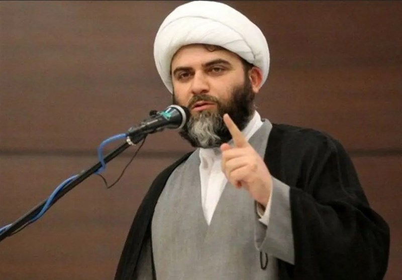 قمی: شعر، بهترین قالب برای روایت مجاهدتهای جنگ ۱۲ روزه است/ ۹۰ شعر ناب درباره ایران داریم