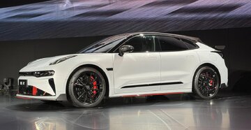 ماشین چینی ۲۰۰۰ اسب بخاری در راه است /عکس