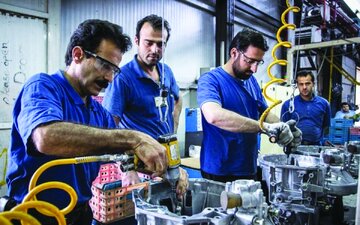 مرکز آمار از کاهش بیکاری خبر داد