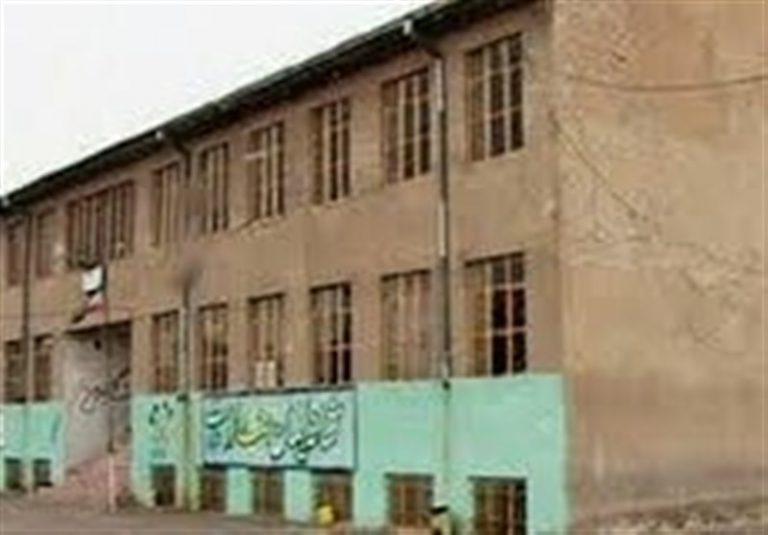میزبانی ۱۷۶ مدرسه فرسوده در مناطق محروم تهران از دانشآموزان