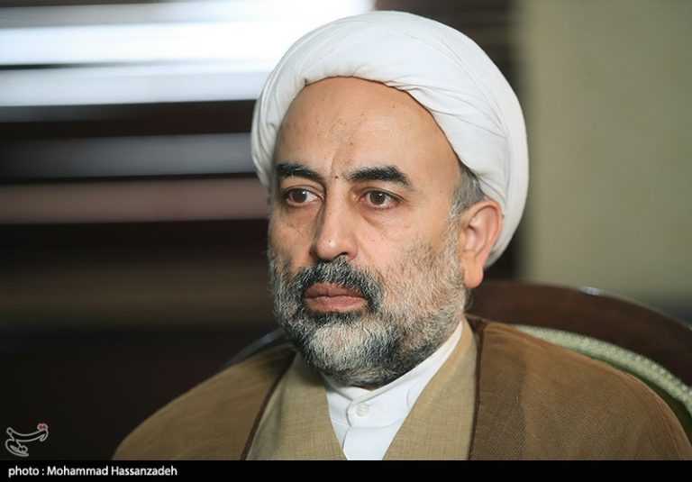 نقش قرآن در ارتقای سطح علمی و اخلاقی دانشجویان الجزائری