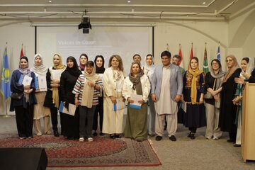 نمایشگاه آوای رنگها میزبان آثار ۲۴ بانوی ایرانی و افغان شد