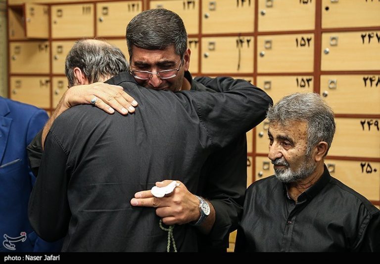 هنوز بغضهای این خانواده تازه است/ نگاهی به یادبود شهدای صدا و سیما + عکس