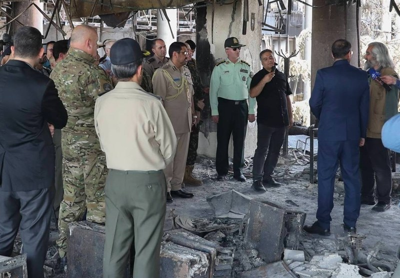 وابستگان نظامی ۲۴ کشور از ساختمان شیشهای صدا و سیما بازدید کردند