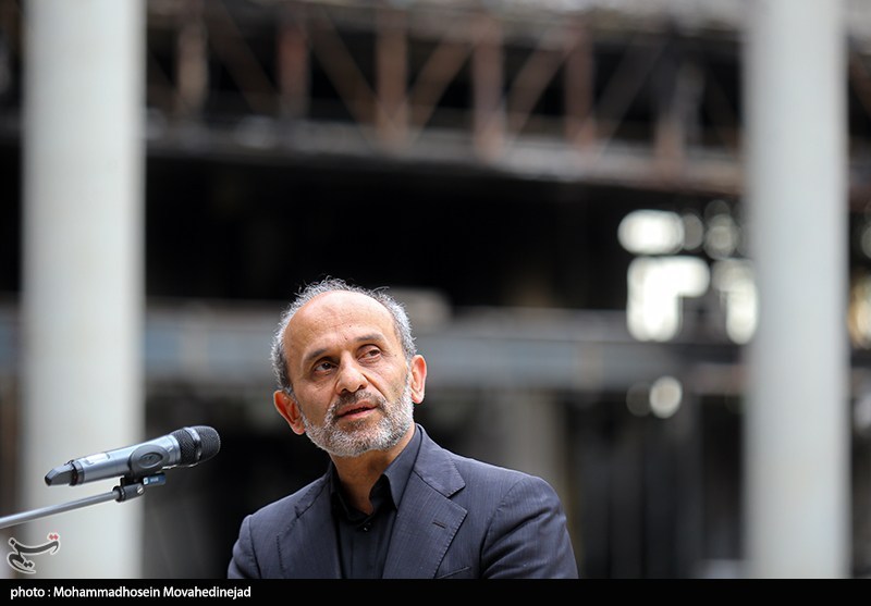 واکنش رئیس صداوسیما به حضور کارشناسان جنجالی/ حال مجروحان ساختمان شیشهای وخیم نیست