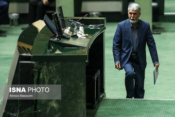 وزیر فرهنگ: دشمنانمان را ناامید کنیم