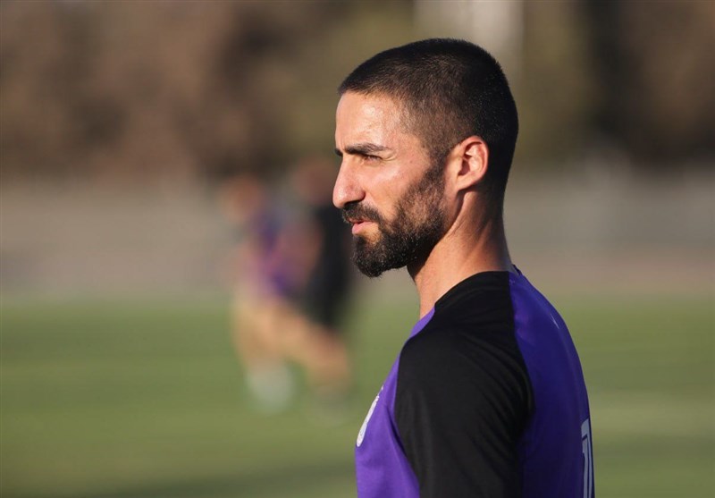 وینگر استقلال راضی به حضور در تمرینات نمیشود!