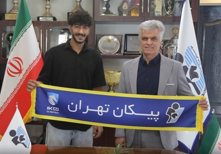 پیکان مهاجم جدید به خدمت گرفت
