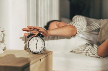 چرا بعضی روزها سرحال بیدار میشویم و بعضی روزها نه؟