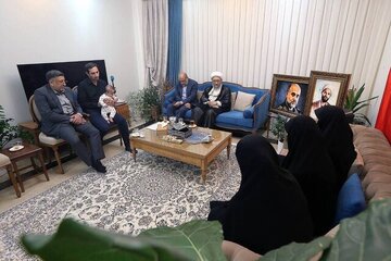 چگونه فرزند سردار رشید در کلاس درس و بحث آملی لاریجانی ناشناخته بود