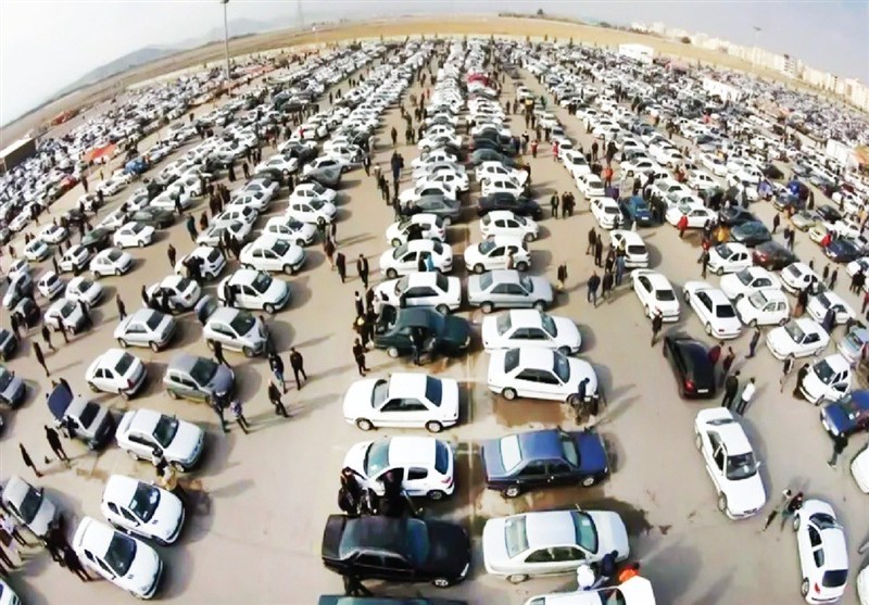 کاهش ۵۰درصدی متقاضیان خودرو طی ۴ ماه گذشته