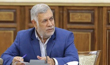 آب خلیج فارس هنوز به شهر کرمان نرسیده است / وزیر نیرو پاسخگو باشد و به کرمان بیاید