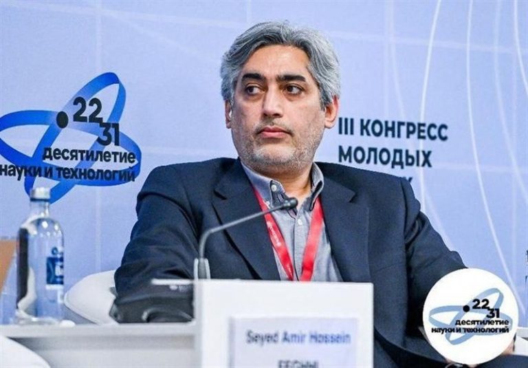 ادامه پخش زندگی دانشمندان هستهای در رادیو؛ نوبت به شهید فقهی رسید