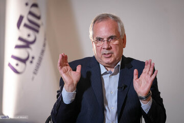 ادعای عجیب سریعالقلم درباره جنگ ۱۲ روزه؛ این جنگ توسط یهودیان نیویورک طراحی و هدایت شد/ در صورت توافق پولهای مسدود شده ایران قطرهای آزاد میشود