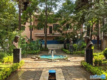 ادیبانی از چهار کشور امشب به انجمن شاعران ایران می آیند