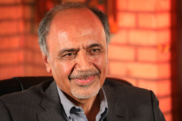 ارزیابی ابوطالبی از نخستین و مهمترین مأموریت علی لاریجانی/ شعام به ریشه های خود یعنی تعامل و گفتگو بازگشت استراتژیک کرد