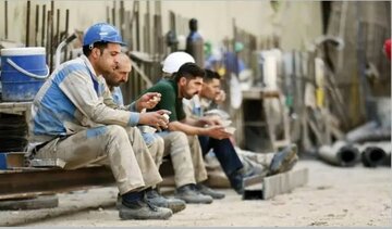 ارسال پیامک حذف یارانه برای برخی کارگران/ ماجرا چیست؟