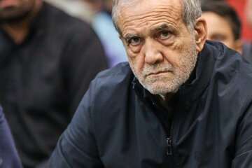 انتقاد پزشکیان از پرداخت فوق‌العاده مدیریت به مدیران ناکارآمد/ دستورالعمل برای شیوه یارانه دادن؛ یارانه‌ها روی کدام دهک‌ها متمرکز باشد؟