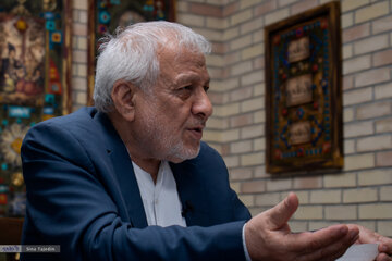 بادامچیان:رفع فیلترینگ و حجاب فقط خواسته ۵ درصد مردم است/۴۰ میلیون زن محجبه داریم/معضل حجاب ساختگی است/ زندانی سیاسی نداریم همه امنیتی و قضایی هستند