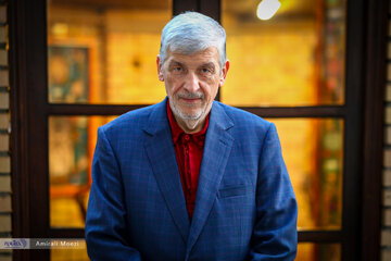 تحلیل حقیقتپور از کنار رفتن صدیقی از جایگاه امام جمعه/ لاریجانی برای میدانهای بزرگ مناسب است هرچند که جریان فتنه انگیزی او رد صلاحیت کرد!