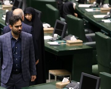 تشویق و تایید حملات رجبی دوانی به روحانی و ظریف توسط ثابتی؛ سخنان استاد رجبی حاصل یک عمر مطالعه و پژوهش استاد بود/ صداوسیما برنامه را سانسور کرد