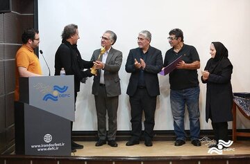 تقدیر از فیلم ویژه رامتین و رشاد بالف